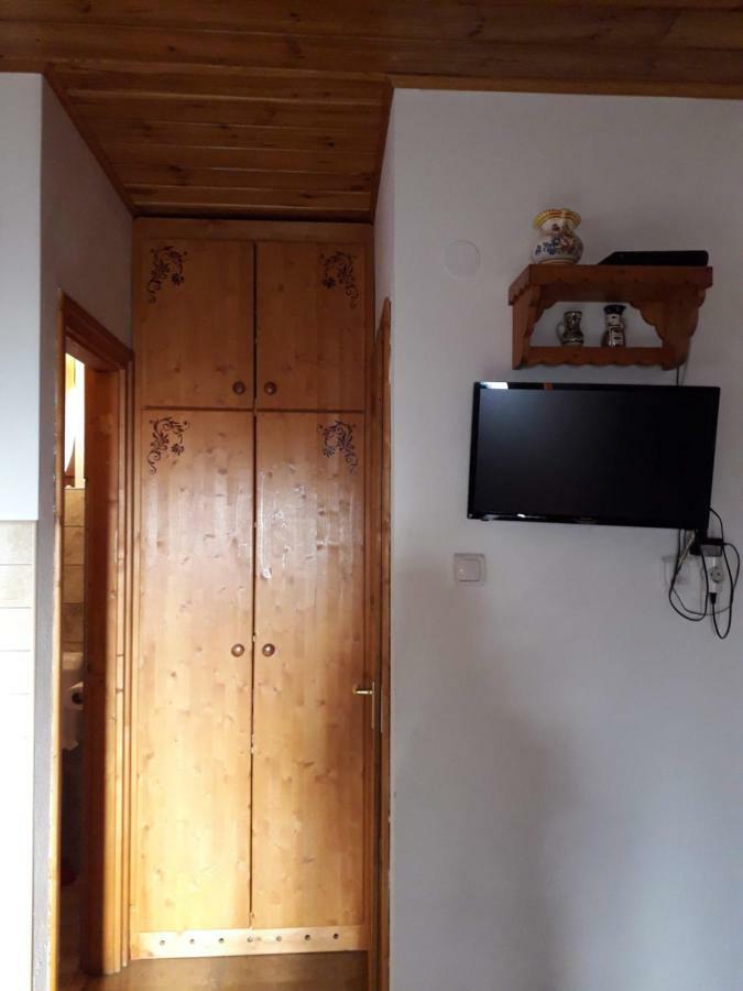 Mátyás Madár Vendégház Tard Exterior foto